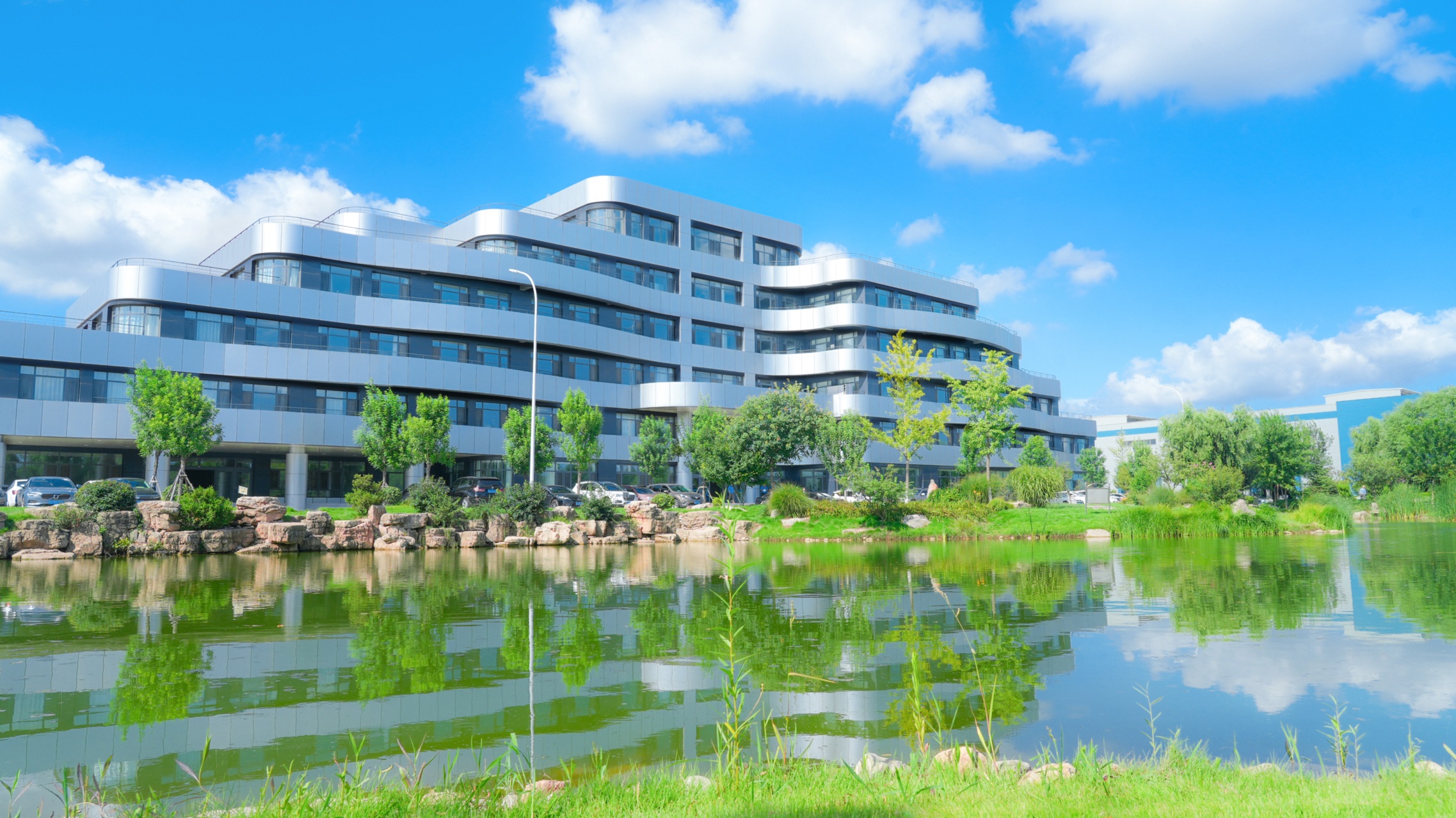 第三工業(yè)園A區(qū)--辦公樓-(4).jpg 第三工業(yè)園A區(qū)--辦公樓-(4).jpg